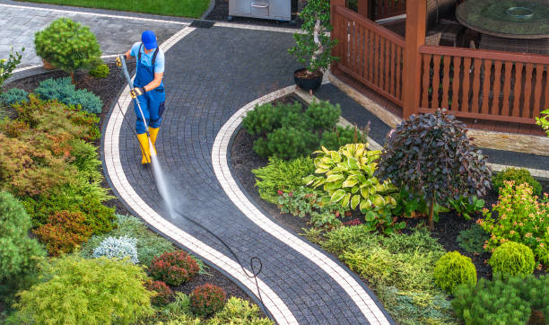 Best Garage Pressure Washing  in New Buffalo, MI